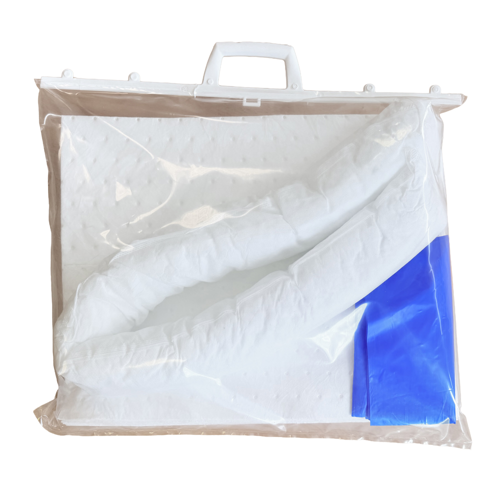 rxo15-1 Oil Spill Kit - Clip Closed - 15Ltr - Image 1